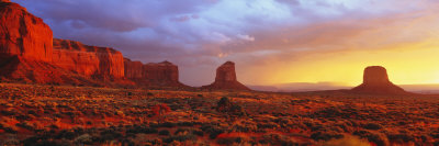 Sunrise, Monument Valley, Arizona, USA