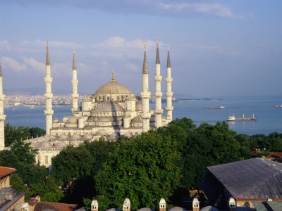 Sultan Ahmet Camii (Blue Mosque) and the Bosphorus Strait, Istanbul, Istanbul, Turkey