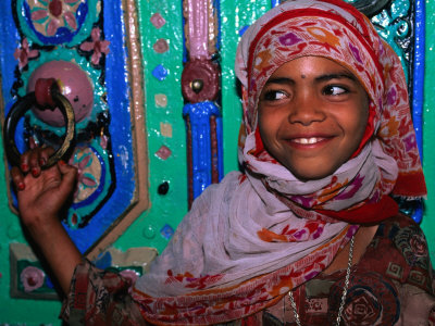 Young Girl About to Enter Mosque, Yifrus, Yemen