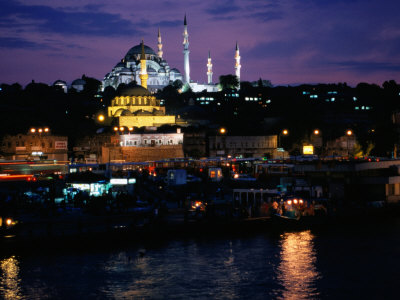 Sulemaniye Mosque from the Eminonu District, Istanbul, Turkey