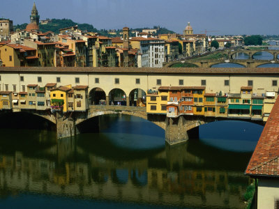 Ponte Vecchio Crossing River Arno, Florence, Italy