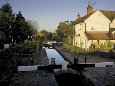 Lock Keepers Canalside Cottage, Worcester and Birmingham Canal, Astwood Locks, Worcestershire