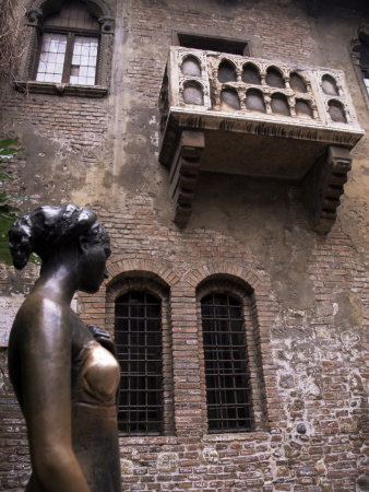 Sculpture of Juliet, Verona, Veneto, Italy