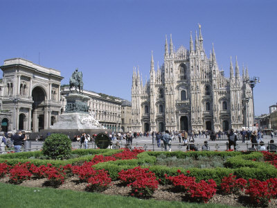 Piazza Del Duomo, Milan, Lombardy, Italy