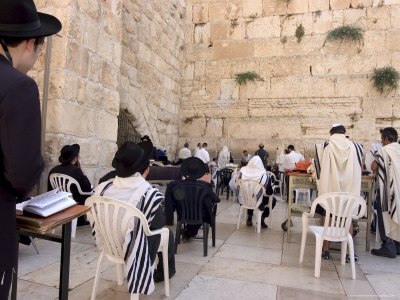 Praying at the Western (Wailing) Wall, Old Walled City, Jerusalem, Israel, Middle East