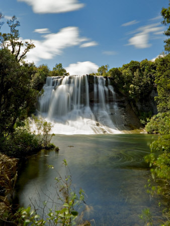 Papakorito Falls at Aniwaniwa, Lake Waikaremoana, North Island, New Zealand