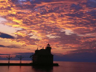 Sturgeon Bay Canal Pier Lighthouse, WI