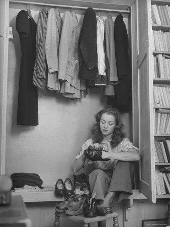French Actress Barbara Laage Polishing Her Shoes