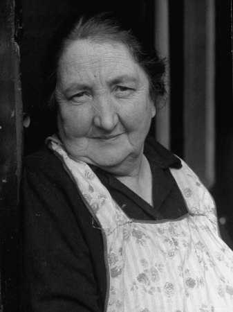 Katie Kenna, Real Life Woman Downstairs Character Who Appears in Many Sean O