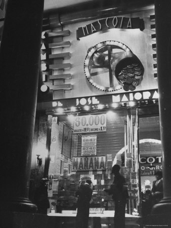 View Showing the Exterior of the Biggest Montevideo Place For Selling Lottery Tickets