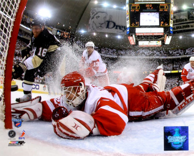 Buy Chris Osgood in Game 6 of the 2008 NHL Stanley Cup Finals; Action #25 at AllPosters.com