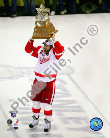 Henrik Zetterberg, 2007-08 Conn Smythe MVP Trophy Winner; #28