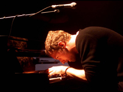 Chris Martin am Klavier