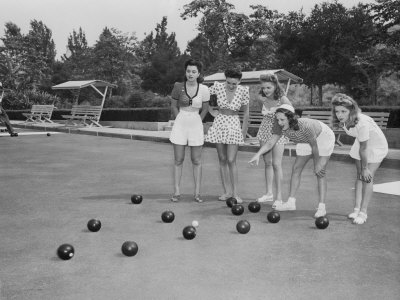 Buy Girls Wait for the Final Bowl Before Adding up the Score at AllPosters.com