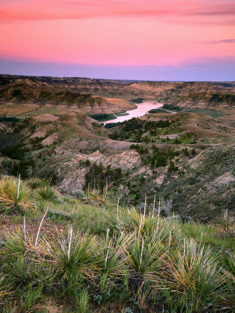 View from Woodhawk Point, Missouri River, Upper Missouri Breaks National Monument, Montana, USA