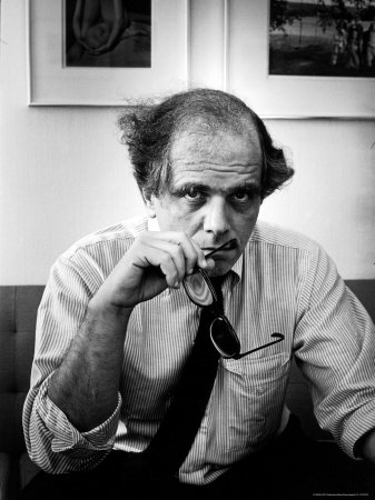 Casual Portrait of Life Photographer/Photo Editor John Loengard
