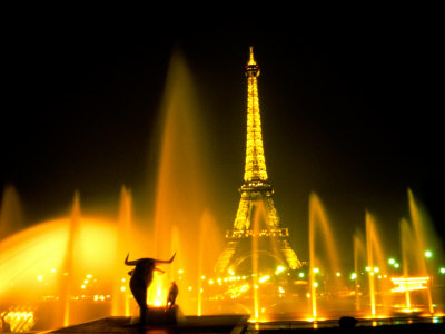Fountain at the Eiffel Tower, Paris, France