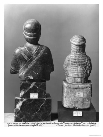 Woman with the Shawl, Woman Holding an Aryballos, Neo-Sumerian, Telloh, Ancient Girsu, c.2150 BC