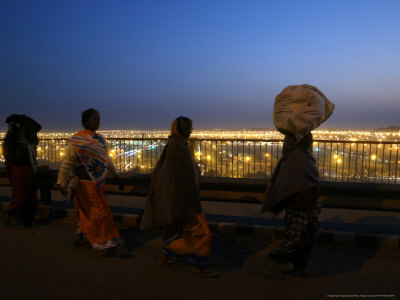 Hindu Devotees Walk to Return Home, Ardh Kumbh Mela Festival in Allahabad, India, January 19, 2007