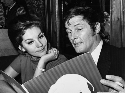 Moore Roger - Moore Roger -Roger Moore and His Fiancee Luisa Mattioli, ...