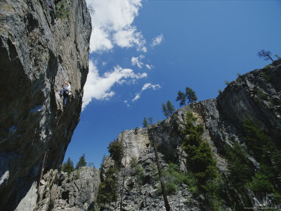 Buy Climber Scales a Cliff in Skaha Bluffs at AllPosters.com