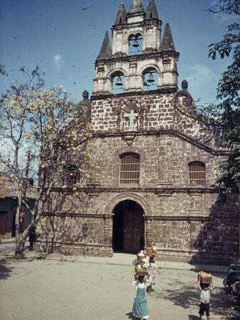 Church of Veracruz Was Built During Spanish Rule in Colombia