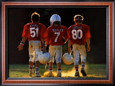 Winners Never Quit - Football