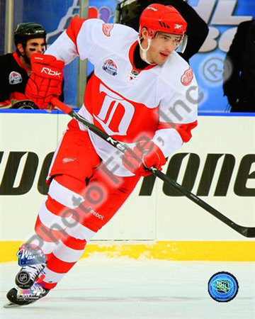 Buy Pavel Datsyuk 2008-09 NHL Winter Classic at AllPosters.com