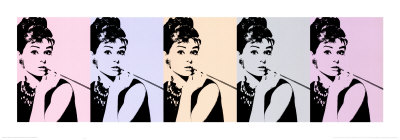 Audrey Hepburn: Cigarillo