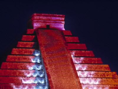 El Castillo Pyramid, Chichen Itza, Yucatan, Mexico