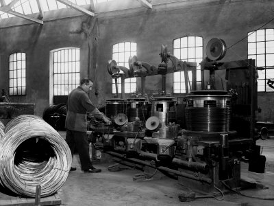 Machinery from the Samp Precision Mechanics Company in Bologna