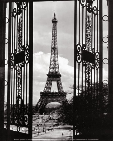 Eiffel Tower through the Gates