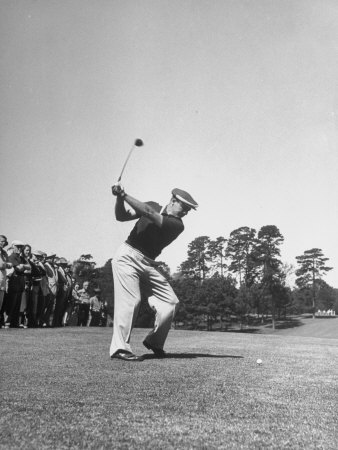 Buy Gene Sarazen in Swinging Motion at AllPosters.com