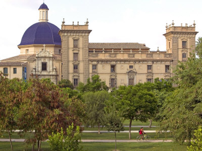Museo De Bellas Artes and Former River Turia, Valencia, Spain, Europe