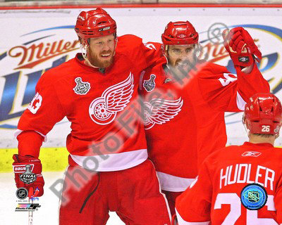 Buy Franzen / Zetterberg - '09 St. Cup at AllPosters.com