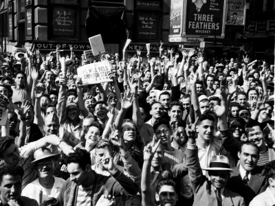 New Yorkers Celebrating VJ Day and End to World War II, Times Square, August 1945