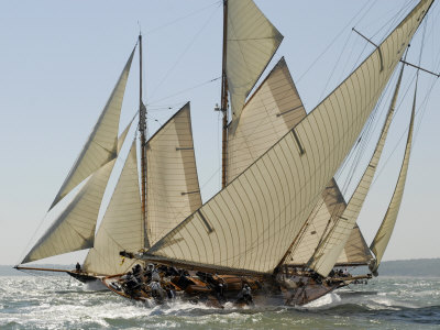 Mariquita under Sail, Solent Race, British Classic Yacht Club Regatta, Cowes Classic Week, 2008