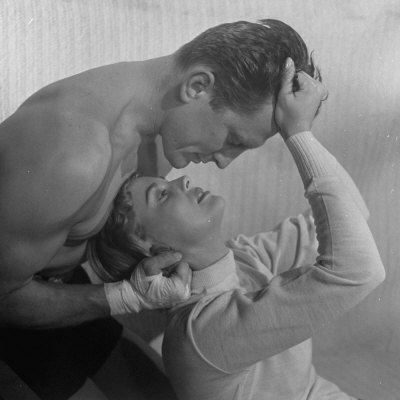 Lola Albright and Kirk Douglas Posing for Ads