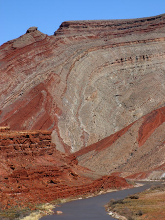 Monocline and San Juan River, Near Mexican Hat, Southern Utah, USA