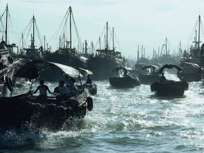 Boats in Aberdeen Harbour, Hong Kong, China