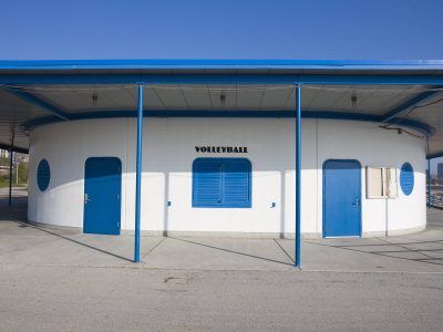 Building on Oak Street Beach, Chicago, Illinois, United States of America, North America