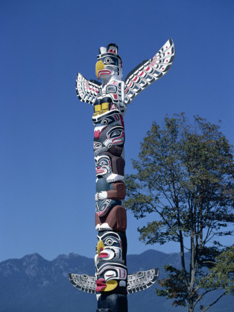 Totems, Stanley Park, Vancouver ...