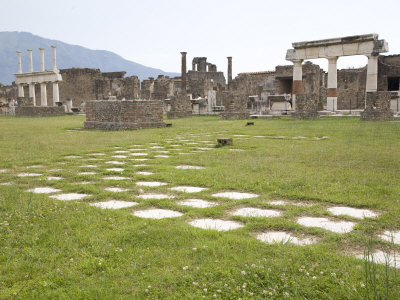 Forum Square, Pompeii, UNESCO World Heritage Site, Campania, Italy, Europe