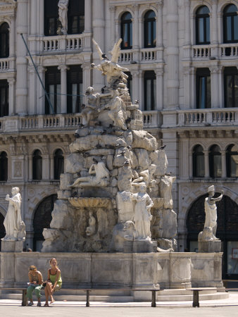 Piazza Dell Unita D
