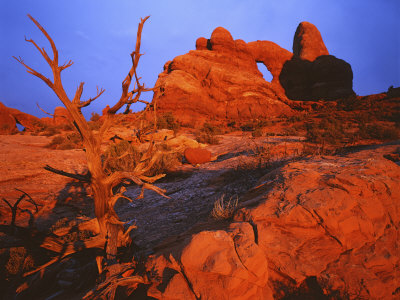 Turret Arch at sunset, Arches National Park, Utah, USA