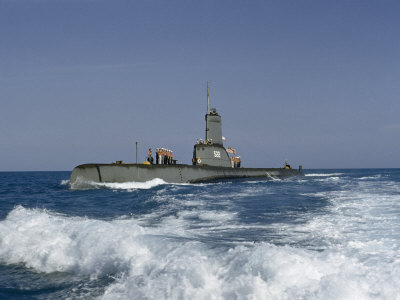 Buy Line-Handling Crew Await Docking Orders as Submarine Nears Home Port at AllPosters.com