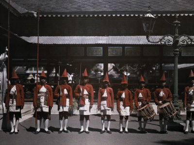 Buy Bodyguard of a Native Dignitary at AllPosters.com