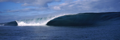 Rough Waves in the Sea, Tahiti, French Polynesia