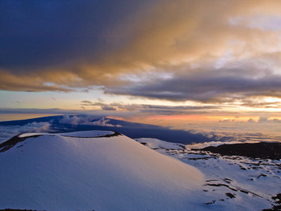 Quality reprints of Mauna Keas fire are available by clicking on the image.
