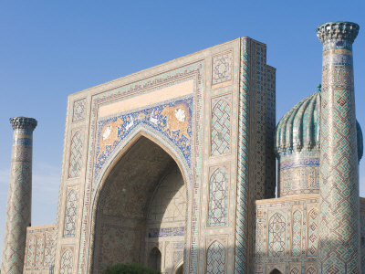 Sher Dor Medressa at the Registan, UNESCO World Heritage Site, Samarkand, Uzbekistan, Central Asia